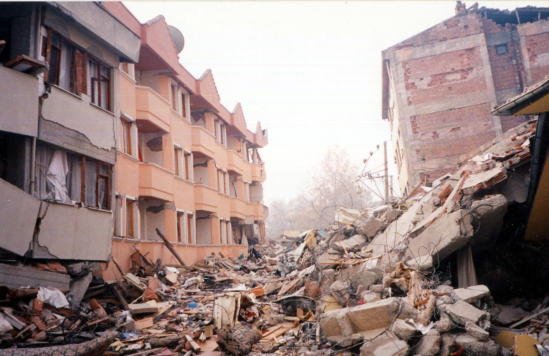 Depremin Ardından 17. Yıl