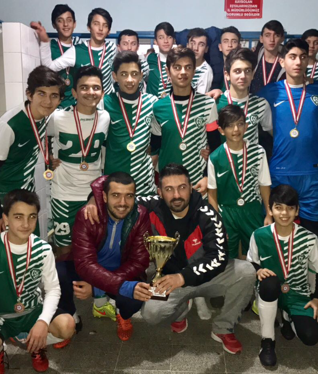 Düzce U-15 Ligi Şampiyonu Çilimli Belediyespor